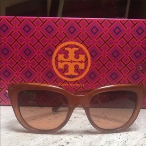 Tory Burch Authentic Carmel Color Polarized 😎